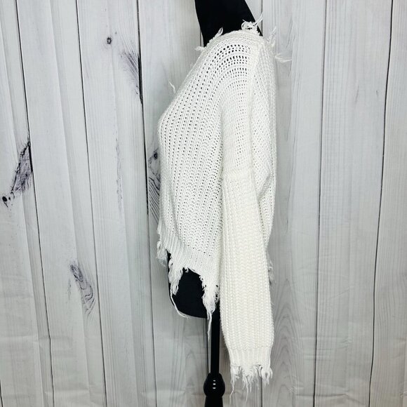 Love Tree Sz Small Cable Knit Crop Slouchy Fit White Sweater Distressed Fringe - Picture 4 of 10
